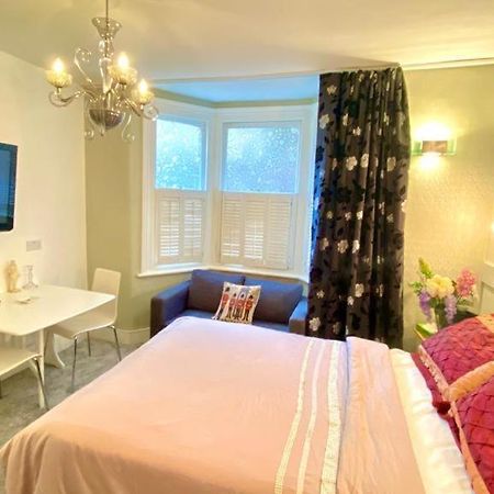 לונדון Modern And Cosy Studio Flat מראה חיצוני תמונה